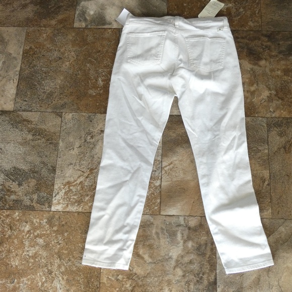 Lucky Brand Mid Rise Sienna Slim Boyfriend Jeans - Picture 7 of 8